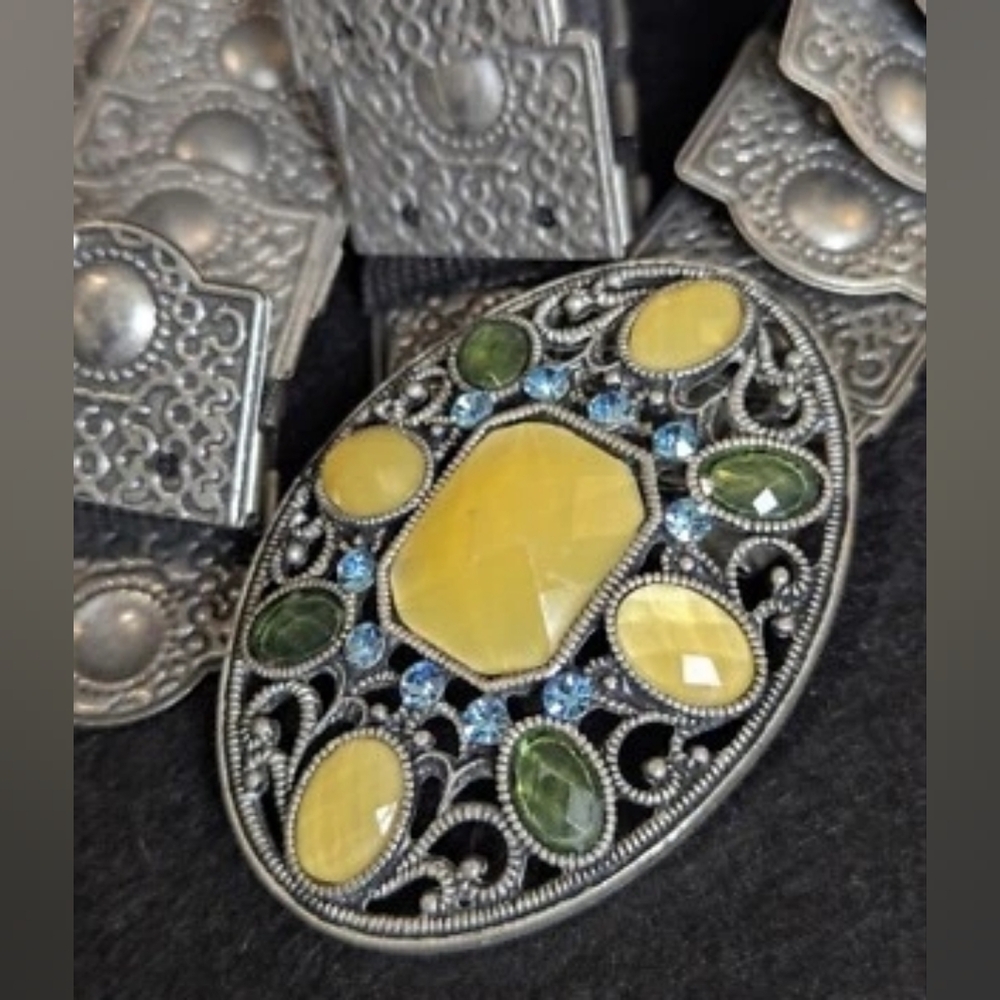 Elegant Silver and Yellow Women's Western‎ Style Belt Small - Picture 2 of 2